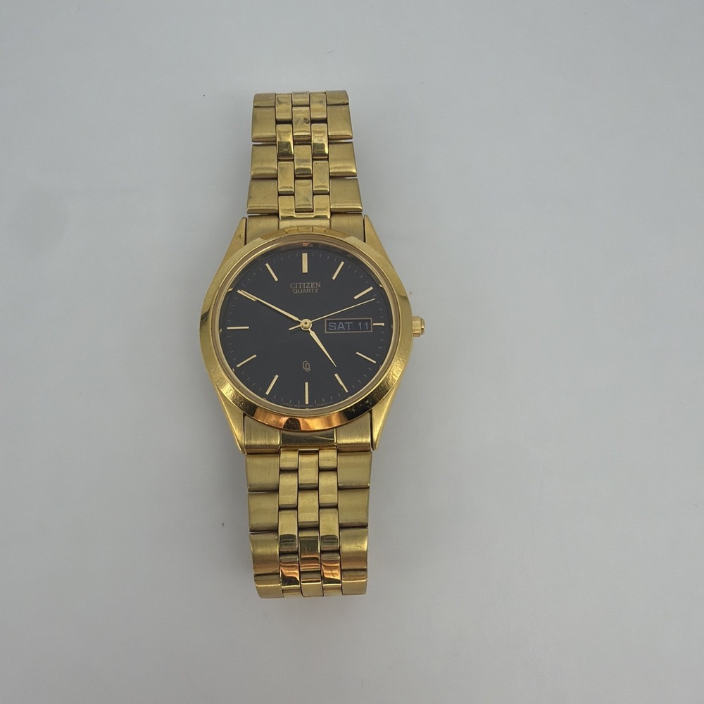 Citizen Men's Vintage Quartz Watch Day/Date Gold Tone!!(vintage SEE DESCRIPTION)